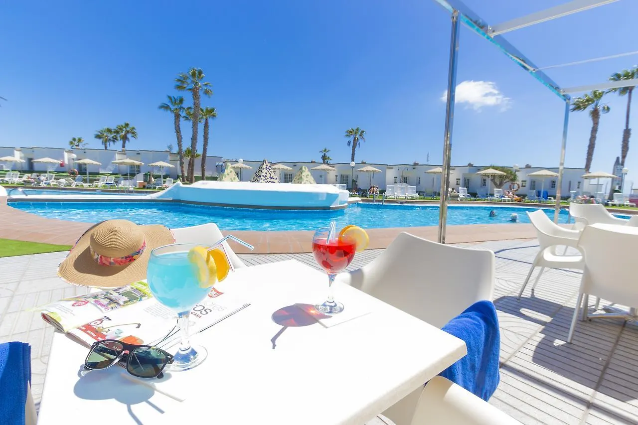 Vista Oasis Hotel Maspalomas  2*, Maspalomas (Gran Canaria)